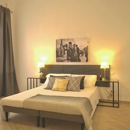 Ostia Holiday Domus In Laterano Rome Luaran gambar