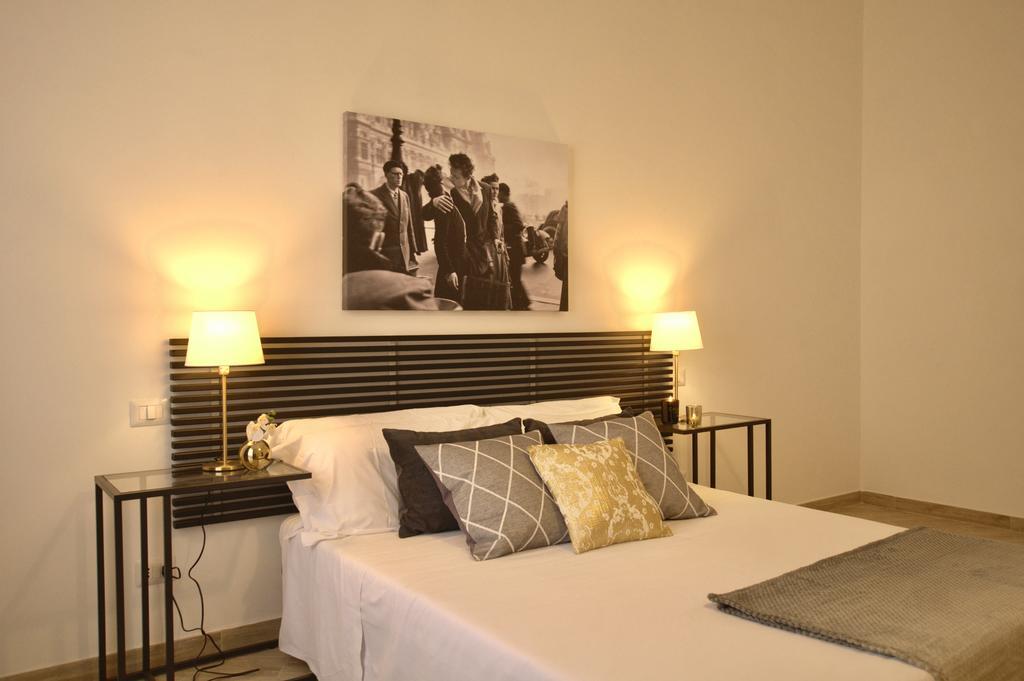 Ostia Holiday Domus In Laterano Rome Luaran gambar